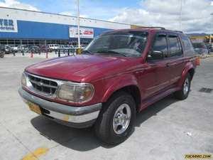 Ford Explorer XLT AT 4000CC