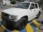 Toyota Hilux 2.4L MT 2400CC 4X4