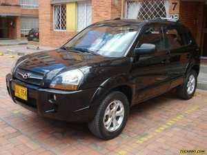 Hyundai Tucson GL CRDI MT 2000CC 4X2 FE 2 AB TD