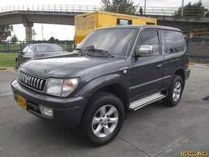 Toyota Prado SUMO MT 2.7 3P