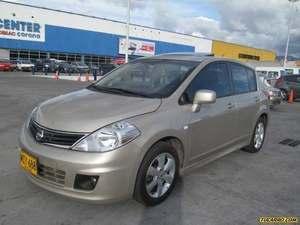 Nissan Tiida Premium