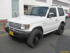 Mitsubishi Montero HARD TOP V11 MT 2400CC 3P AA