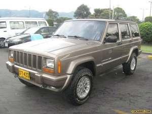 Jeep Cherokee CLASSIC AT 4000CC