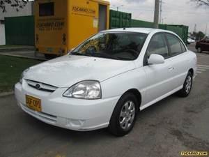 Kia Rio STYLUS MT 1500CC 4P AA