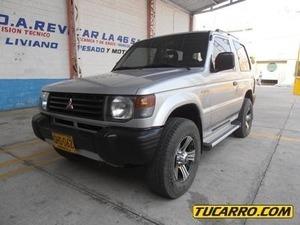 Mitsubishi Montero