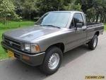 Toyota Hilux 2.4L MT 2400CC 4X2