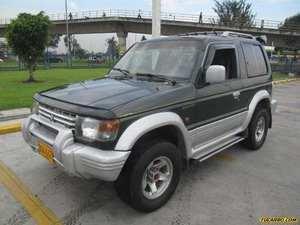 Mitsubishi Montero GLX MT 3000CC CORTO