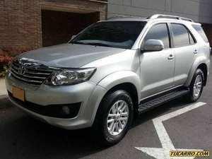 Toyota Fortuner 2.7L AT 2700CC 4X2