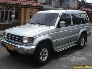 Mitsubishi Montero WAGON V6 MT 3000CC