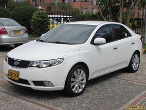 Kia Cerato Forte 1.6 MT 1600CC 2AB ABS