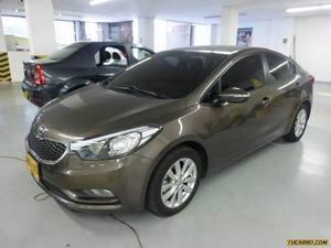 Kia Cerato PRO EX MT 1600CC