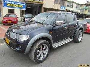 Mitsubishi L200 Sportero BASICA MT 2500CC TD 4X4 AB ABS