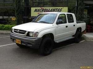 Toyota Hilux EW PT MT 2400CC 4X4