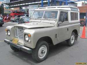 Land Rover Santana