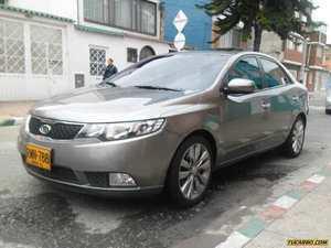 Kia Cerato Forte 2.0 AT 2000CC 2AB ABS CT