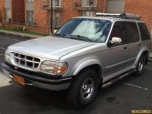 Ford Explorer XLT MT 4000CC