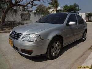 Volkswagen Jetta TRENDLINE AT 2000CC FE