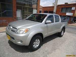 Toyota Hilux VIGO MT 2700CC AA 4X4