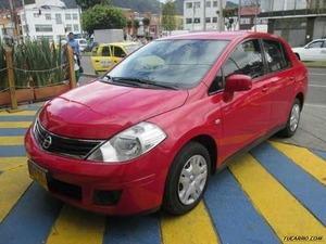 Nissan Tiida Sedan