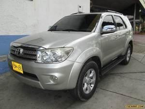 Toyota Fortuner 2.7L MT 2700CC 4X4