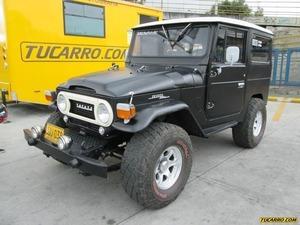 Toyota FJ