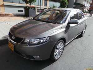 Kia Cerato Forte 1.6 MT 1600CC 2AB ABS