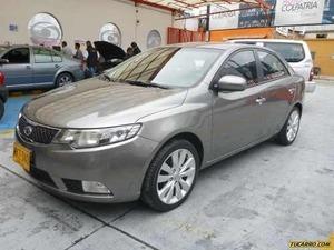 Kia Cerato Forte 1.6 MT 1600CC 2AB