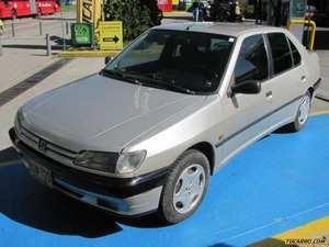 Peugeot 306 SR MT 1800CC 8V 4P