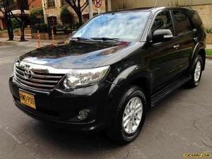 Toyota Fortuner URBANA AT 2700CC AA AB ABS