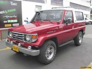 Toyota Land Cruiser FZJ73 MT 4.5 PM AA