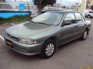 Mitsubishi Lancer GL MT 1300CC