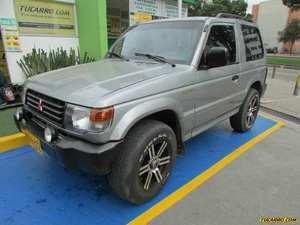 Mitsubishi Montero V11 MT 2400CC 3P AA