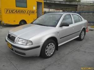 Skoda Octavia Ambiente MT 1600CC