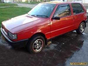 Fiat Uno 70S MT 1300CC 3P