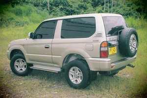 Toyota Prado SUMO MT 2.7 3P