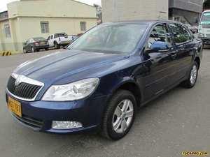 Skoda Octavia AMBIENTE COMBI MT 1600CC SW