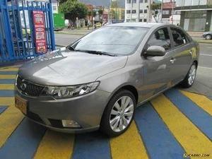 Kia Cerato Forte SX MT 1600CC AA