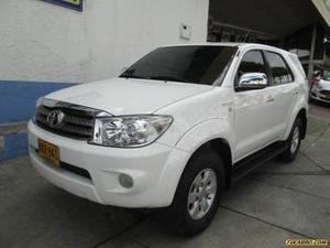 Toyota Fortuner URBANA AT 2700CC AA AB ABS