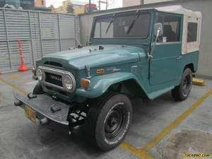 Toyota FJ 40