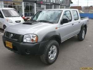 Nissan Frontier NP300 MT 2500CC 4X4 DIESEL