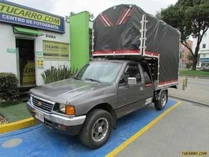 Chevrolet LUV SPACE CAB DLX [TFR] MT 2300CC 4X2