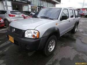 Nissan Frontier NP300 MT 2400CC 4X2