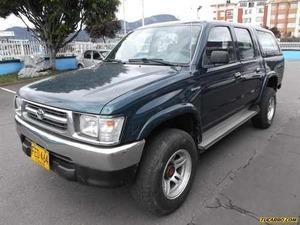 Toyota Hilux 2.4 MT 2400CC 4X4