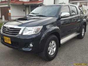 Toyota Hilux SRV MT 3000CC TD 4X4 AA 2AB ABS