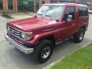 Toyota Land Cruiser FZJ73 MT 4.5 PM AA