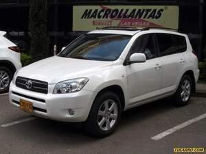 Toyota Rav4 IMPERIAL AT 2400CC 5P