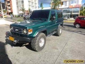 Toyota FJ FJ 73 4.0