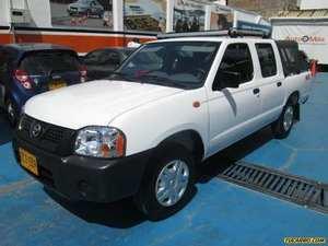 Nissan Frontier NP300 MT 2400CC 4X2