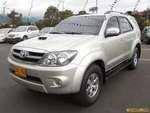 Toyota Fortuner SR5 AT 3000CC TD 4X4