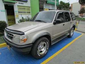 Ford Explorer XLT ELITE [160 HP OHV] AT 4000CC